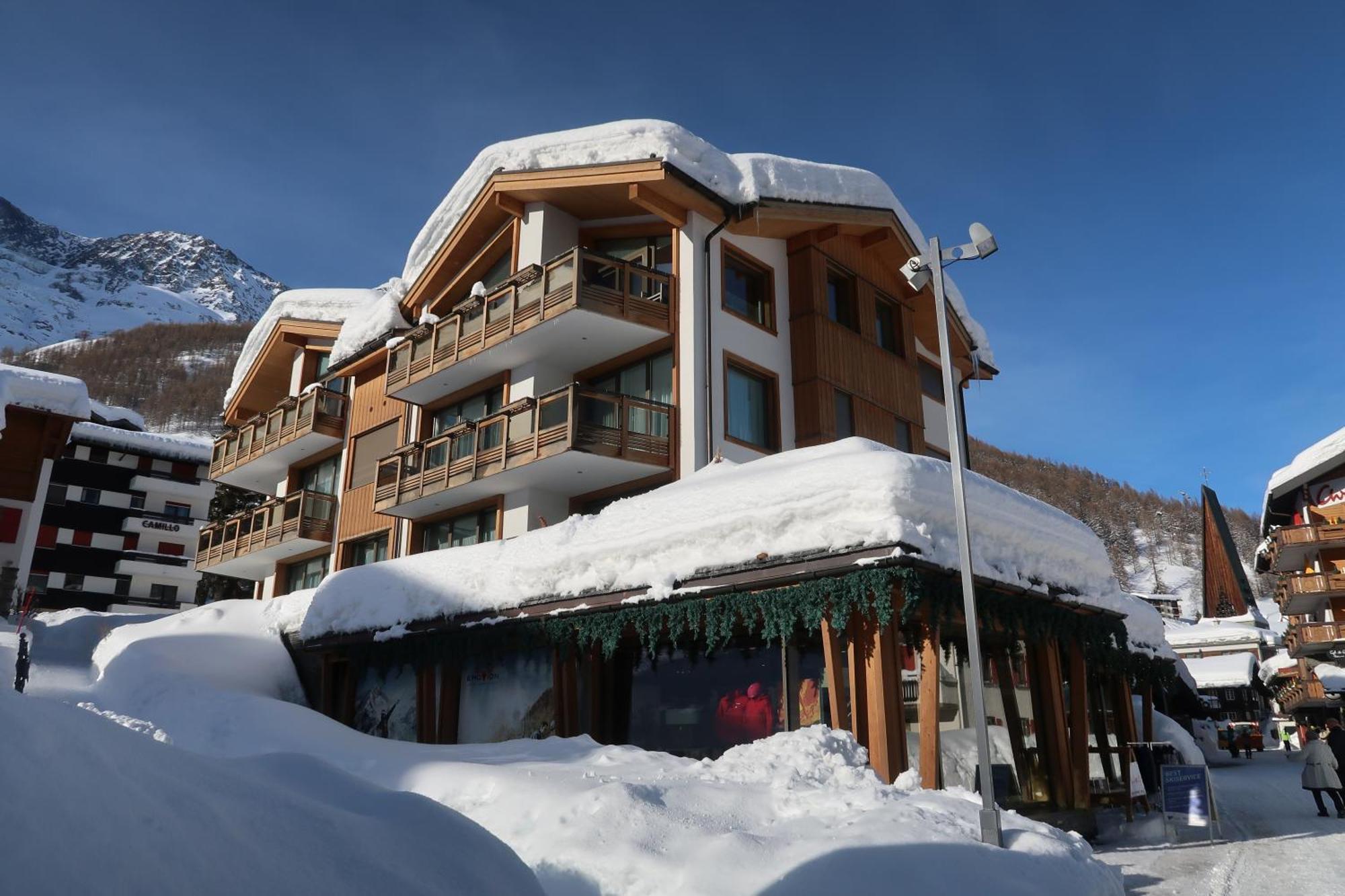 Apartments Auriga Saas Fee Eksteriør billede