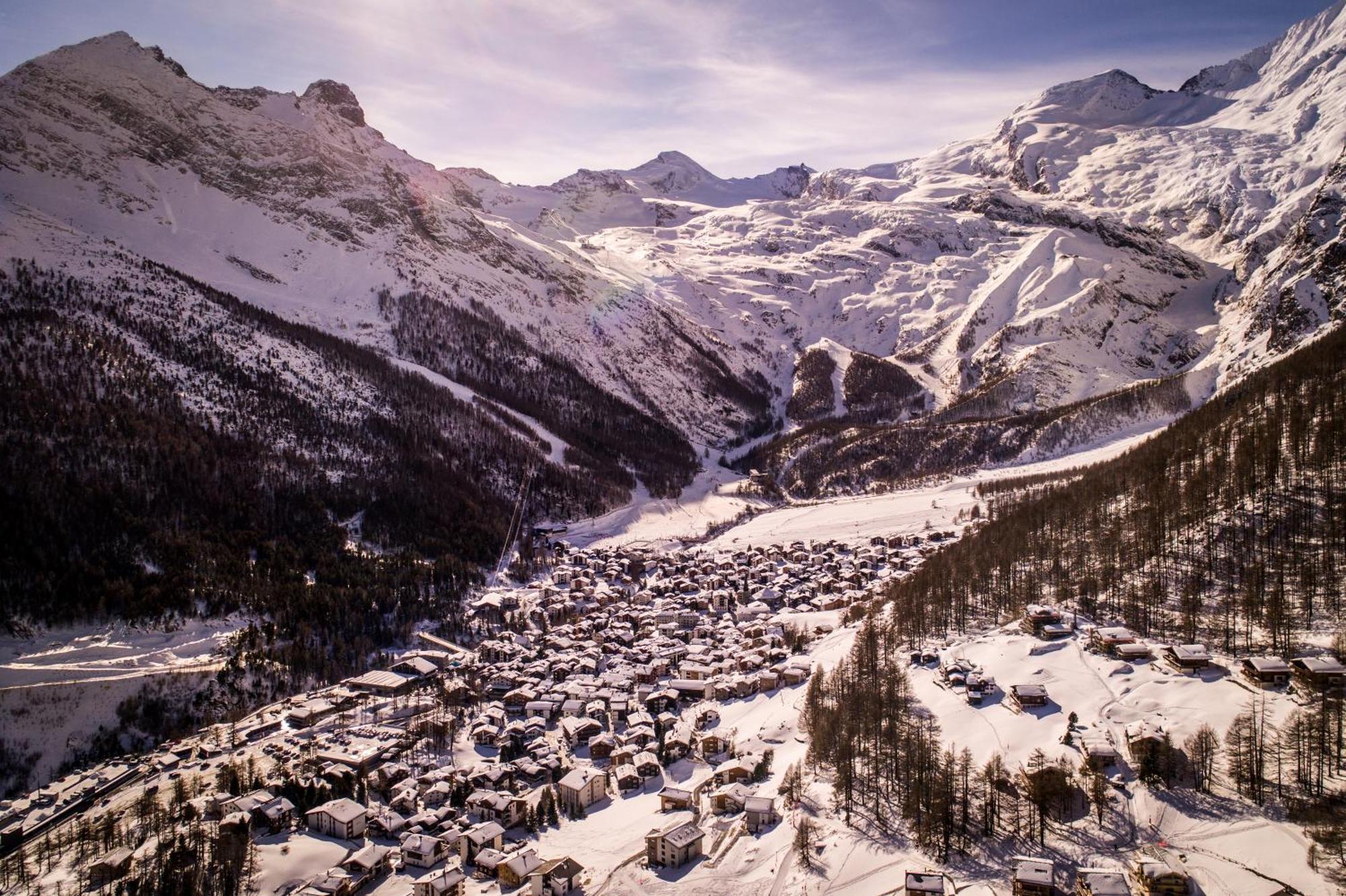Apartments Auriga Saas Fee Eksteriør billede